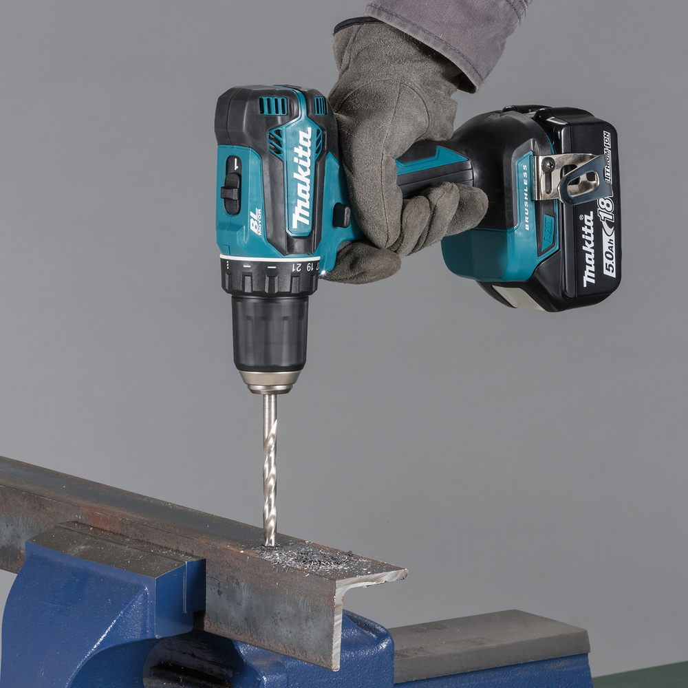 Porakone Makita DDF485Z 18V hiiliharjaton, 50/27 Nm, 1,7kg. Runkoversio
