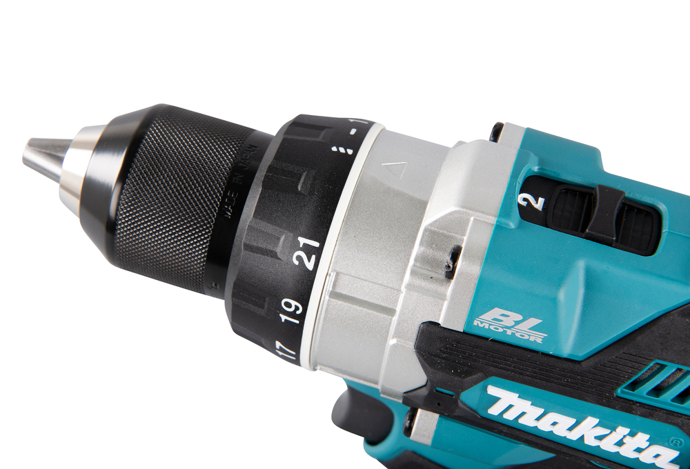 Porakone Makita DDF486RTJ 18V, hiiliharjaton, 2x5,0Ah, 130/65 Nm, 2,6kg, LED-valo