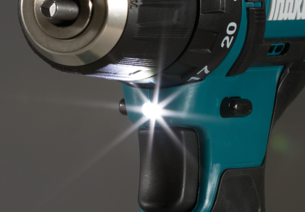 Porakone Makita DF333DZ CXT, 30/14 Nm, 1,1kg, LED-valo, 10mm istukka. Runkoversio