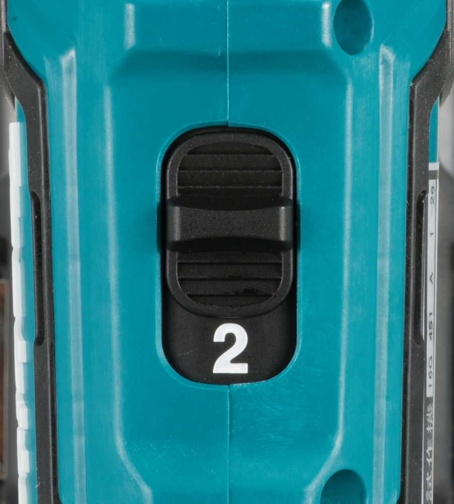 Porakone Makita DF333DZ CXT, 30/14 Nm, 1,1kg, LED-valo, 10mm istukka. Runkoversio