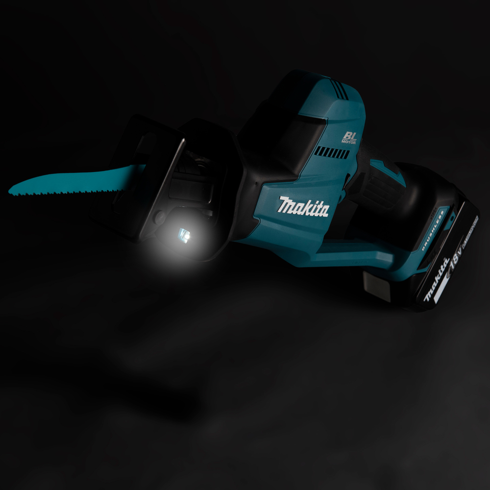 Puukkosaha Makita DJR189Z 18V, hiiliharjaton, iskun pituus 22mm, 2,6kg. Runkoversio