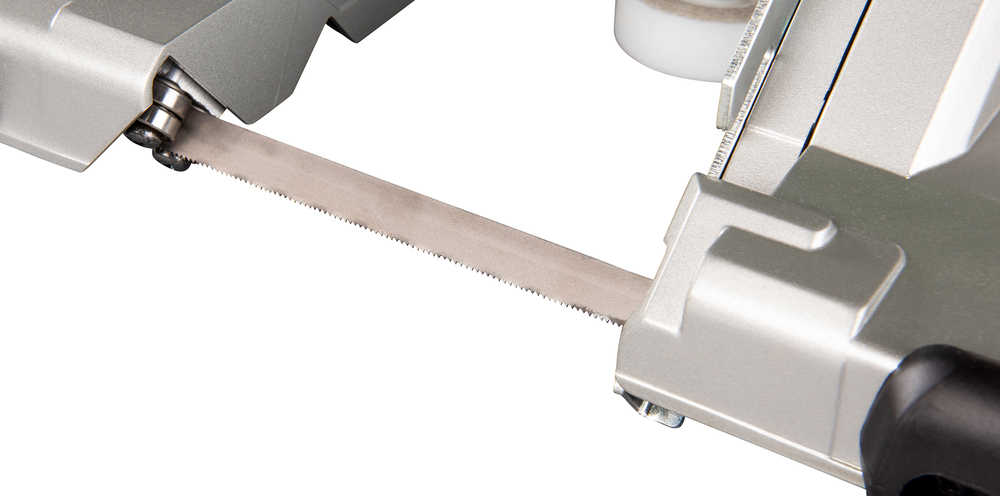 Vannesaha Makita DPB180Z 18V, kapasiteetti 120x120mm, 6,5kg. Runkoversio