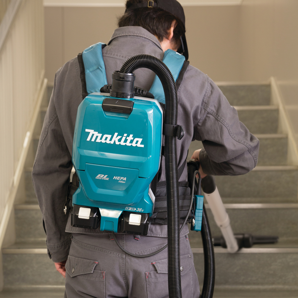 Rucksack vacuum cleaner Makita DVC261ZX11