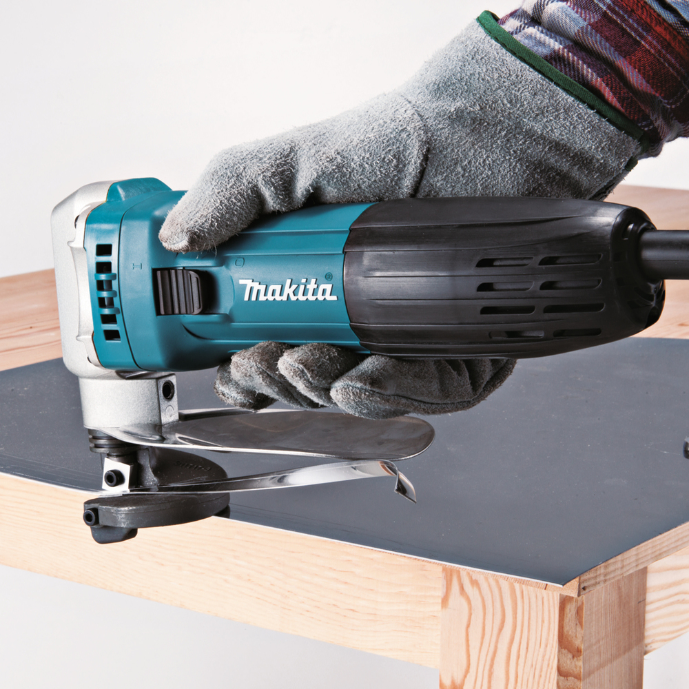 Levyleikkuri Makita JS1602J 380W, teräs 1,6mm, rst 1,2mm
