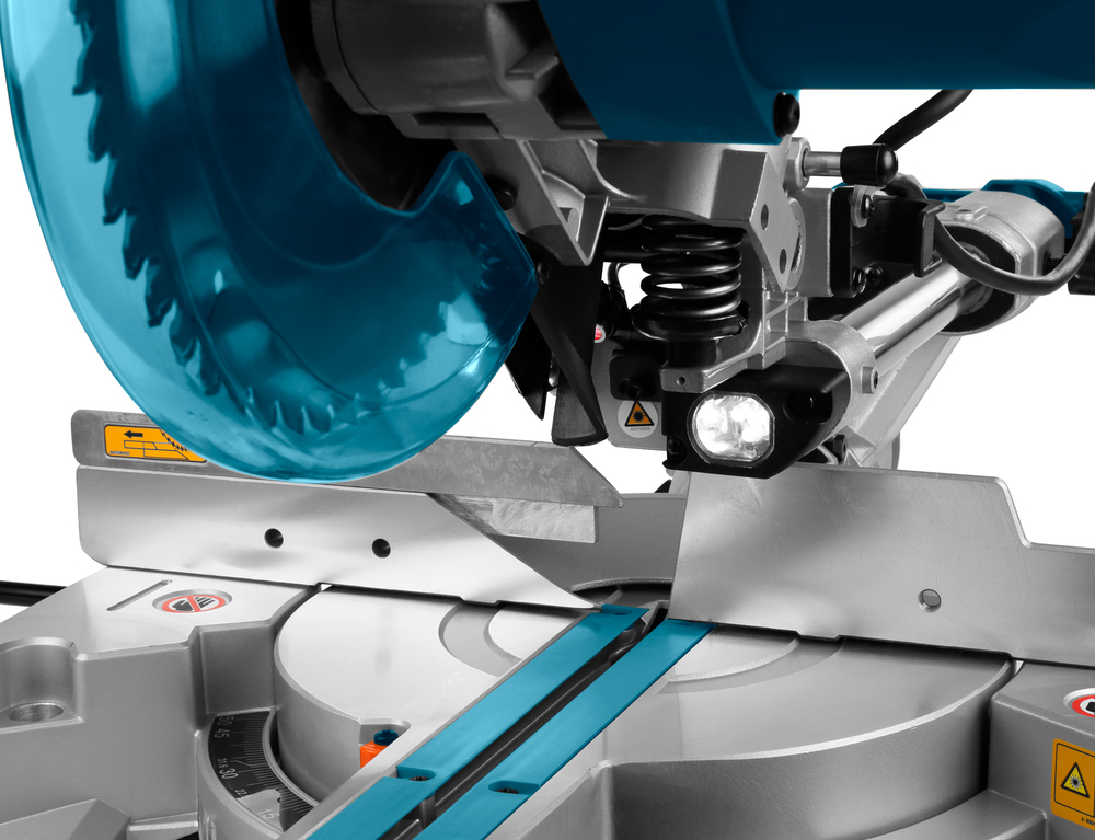 Jiirisaha Makita LS0815FLN sahaus 65x305mm, terä 216x30mm, 1400W, 14,1kg, laser, valo